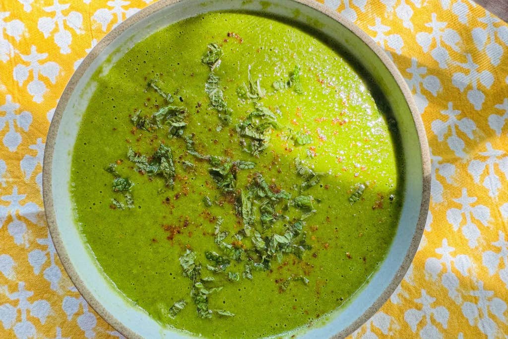 Simple recipes to eat up a whole bag of peas