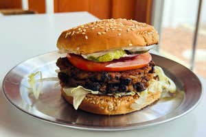 Black bean smash burgers
