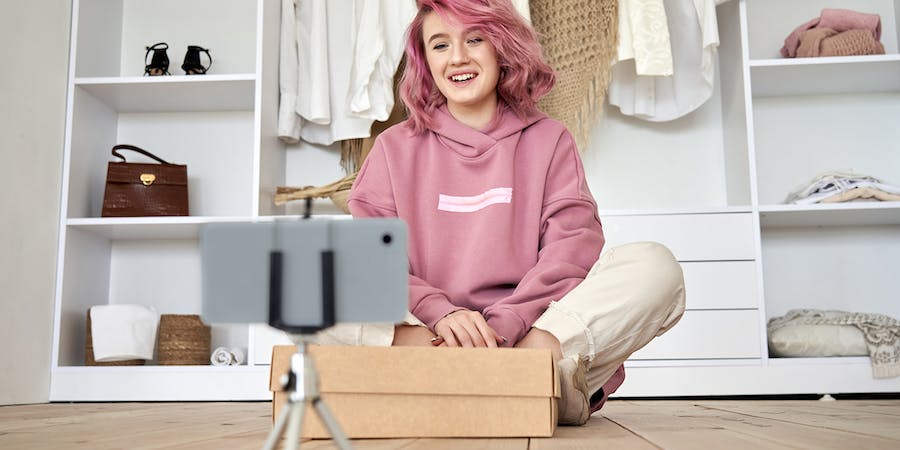 Everything You Need To Make Unboxing Videos or Product Reviews on YouTube