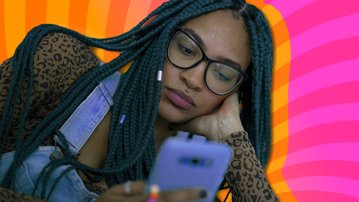 Mindless Scrolling Increases Boredom, According to New Social Media Study
