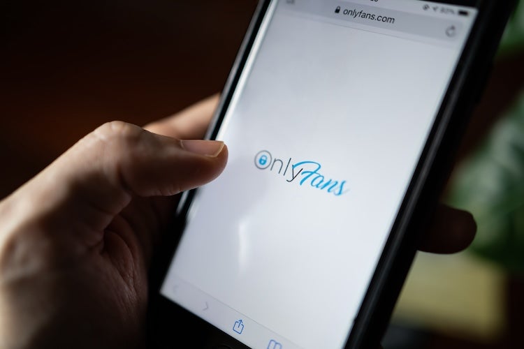 monetization guide - a phone screen looking at OnlyFans