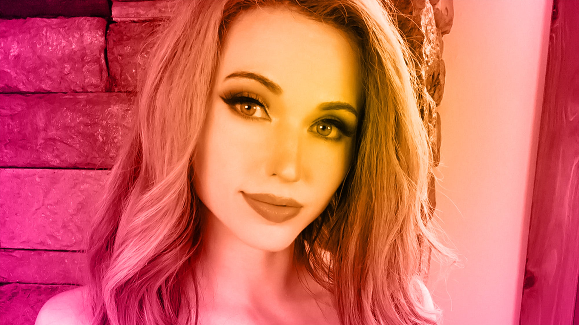 Amouranth returns to Twitch
