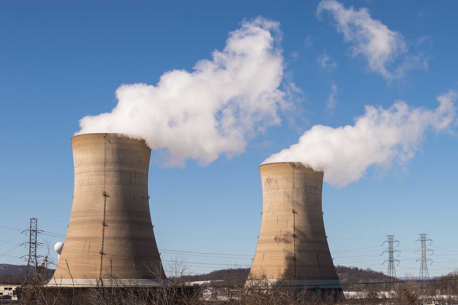 three mile island cooling towers