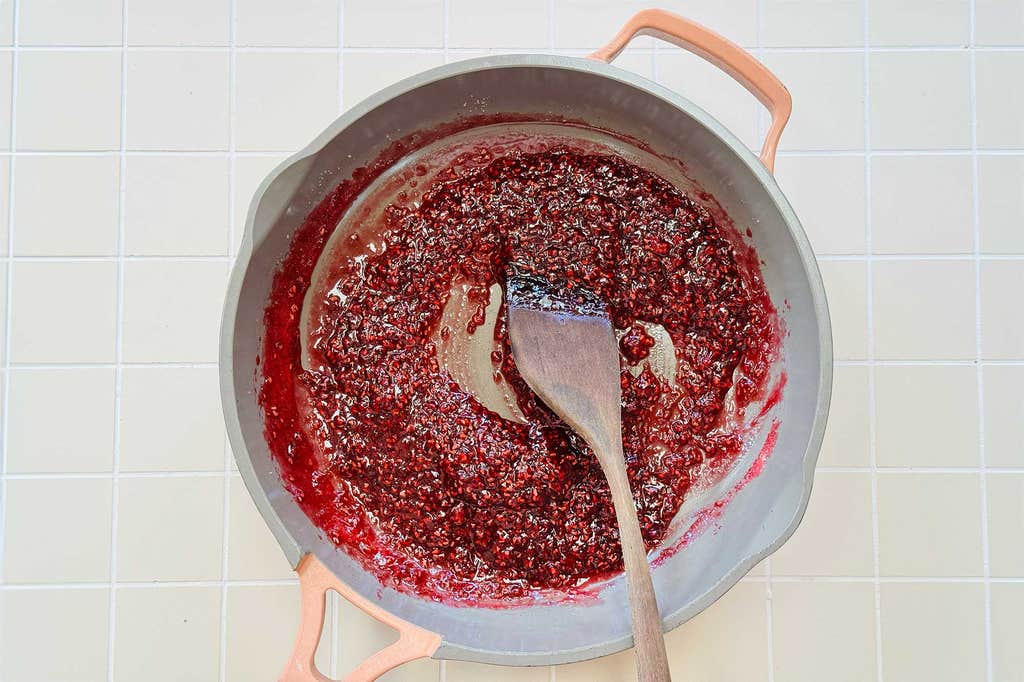 How to make skillet jam with any fruit