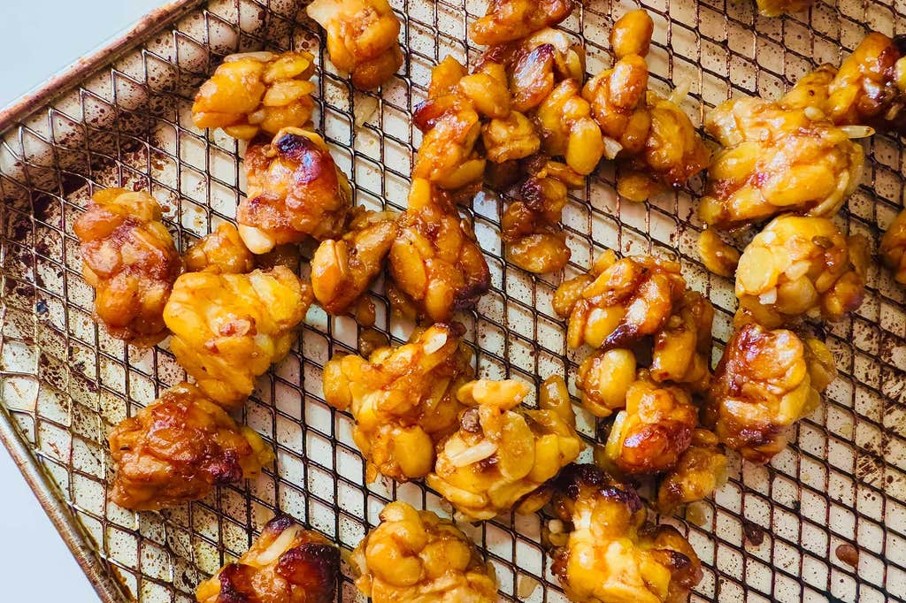 Air fryer honey-garlic tempeh nuggets