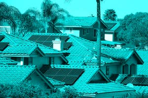Spot the signs of a door-to-door solar scam