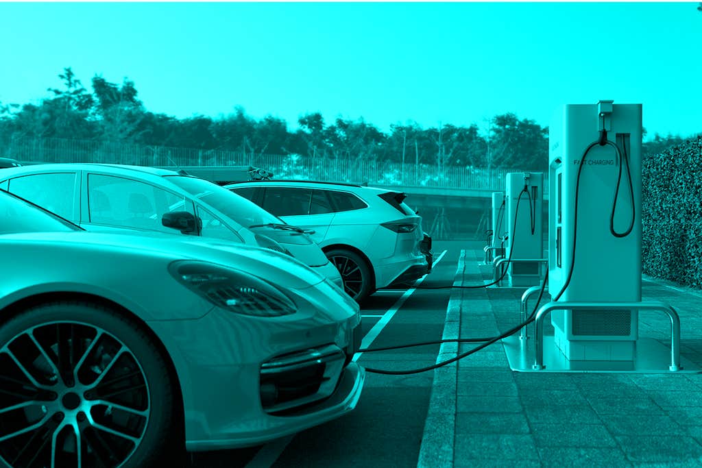 The U.S. is adding record numbers of EV chargers